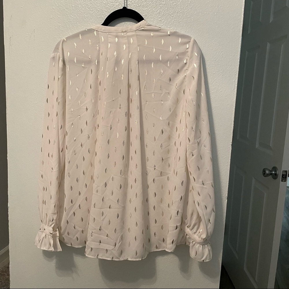 Zara Cream Tie Neck blouse with Gold Accent size XL - Picture 3 of 5